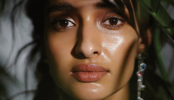 5 Home Remedies To Treat Oily Skin