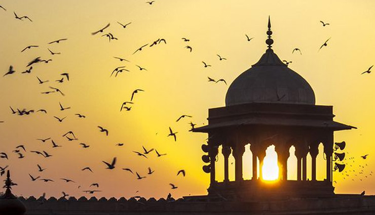 sunrise at the jama masjid,old delhi,things to do in old delhi,places to visit in old delhi