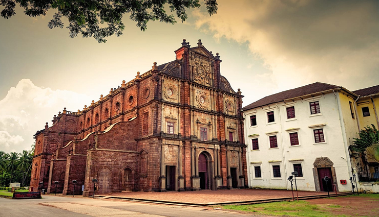 best things to do in goa with your partner,romantic activities in goa for couples,top couple-friendly attractions in goa,goa couple travel guide,romantic getaways in goa,must-visit places for couples in goa,ideal destinations for partners in goa,love-filled experiences in goa,couples retreats in goa,goa relationship vacation ideas