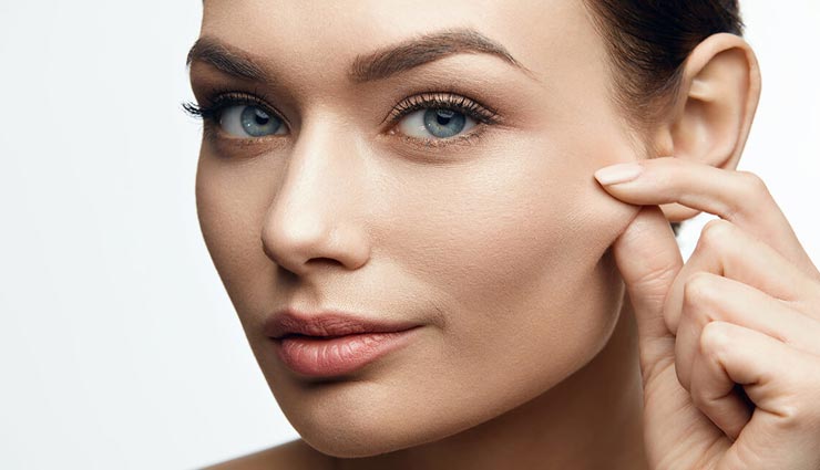 ये 5 गलतियां दिखाती हैं आपको अपनी उम्र से बड़ा