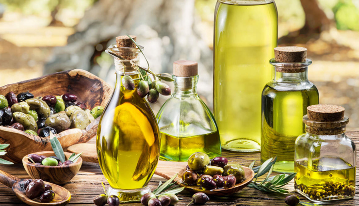 Dandruff problem,home remedies to treat dandruff problem,hair care tips,olive oil hair masks,beauty benefits of olive oil,olive oil for hair,beauty tips