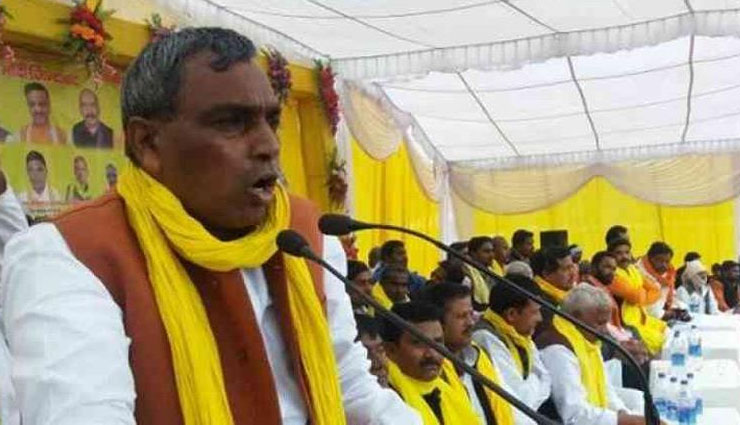 ओमप्रकाश राजभर ने कहा - अमित शाह ने दी धमकी विलय कर लो नहीं तो बर्बाद कर देंगे