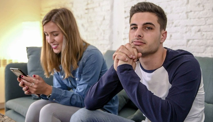 signs she is not into a second date,second date rejection signs,not interested in dating signals,decoding disinterest after first date,reading cues for no second date,indications of no second date interest,dating red flags for a second date,signs she does not want another date,recognizing no second date vibes,body language signals post first date