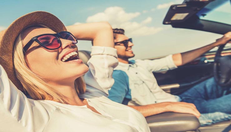 tourist places,countries go by road