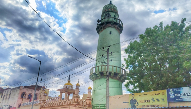 towers of india are famous for their height,india travel,india tourism