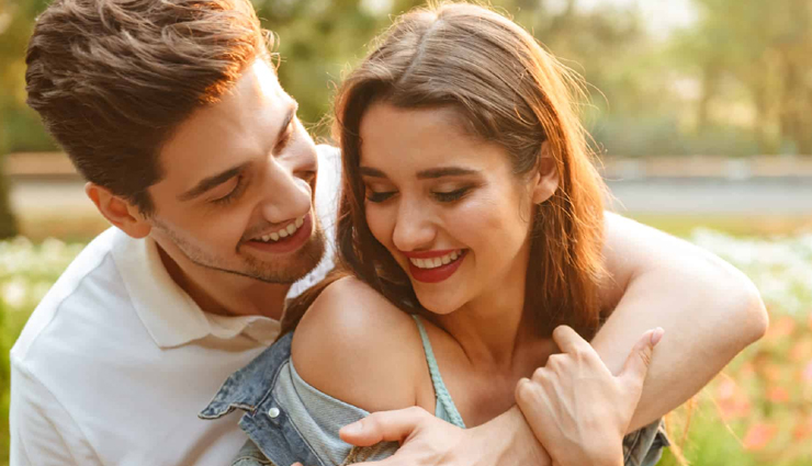 Celebrating Your First Month of Dating: Quotes and Messages for the Anniversary