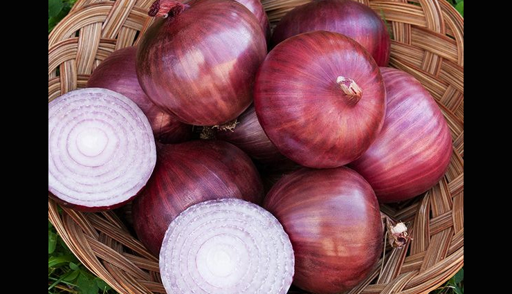 Do you Know Onion Can Do Wonders To Your Skin?