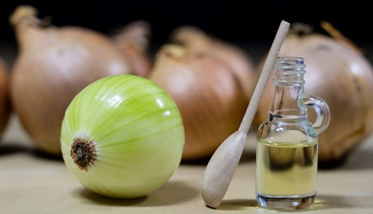 different ways to use onion juice,onion juice for hair care,ways to use onion juice,hair care tips,beauty tips