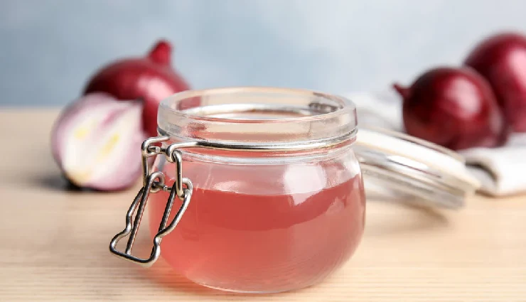 14 Least Known Benefits of Using Onion Juice for Skin and Hair