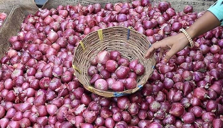 प्याज 200 रुपये किलो के पार, बढ़ती कीमतों पर हो रहा है रिसर्च