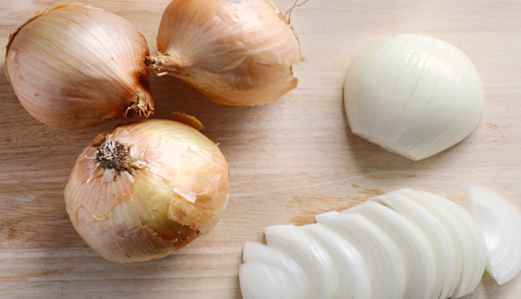 onion,benefits of eating raw onion,healthy benefits of onion,uses of onion