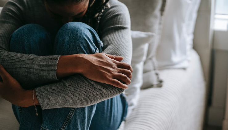 online dating advantages and disadvantages,pros of online dating,cons of online dating,benefits and drawbacks of online dating,online dating experiences,online dating safety tips,risks of online dating,online dating success stories,common online dating challenges,online dating vs. traditional dating