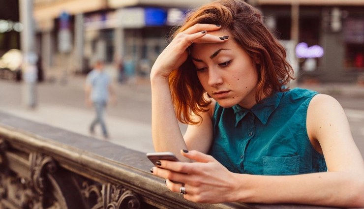 online dating pitfalls,frustrations of online dating,time-consuming online dating,online dating scams,disappointing online dating experiences,catfishing in online dating,lack of authenticity in online dating,online dating fatigue,ghosting in online dating,limited selection in online dating,online dating addiction,dangers of online dating,unsatisfactory online dating outcomes,deception in online dating,incompatible matches in online dating,online dating burnout,superficiality in online dating,misleading profiles in online dating,online dating frustrations for women,false expectations in online dating.