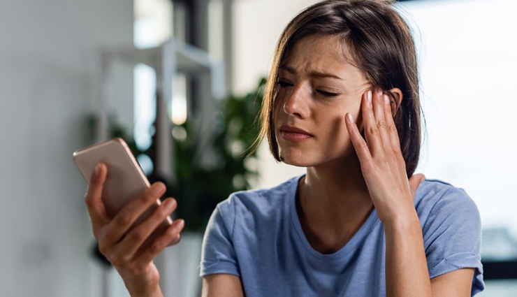 online dating pitfalls,frustrations of online dating,time-consuming online dating,online dating scams,disappointing online dating experiences,catfishing in online dating,lack of authenticity in online dating,online dating fatigue,ghosting in online dating,limited selection in online dating,online dating addiction,dangers of online dating,unsatisfactory online dating outcomes,deception in online dating,incompatible matches in online dating,online dating burnout,superficiality in online dating,misleading profiles in online dating,online dating frustrations for women,false expectations in online dating.