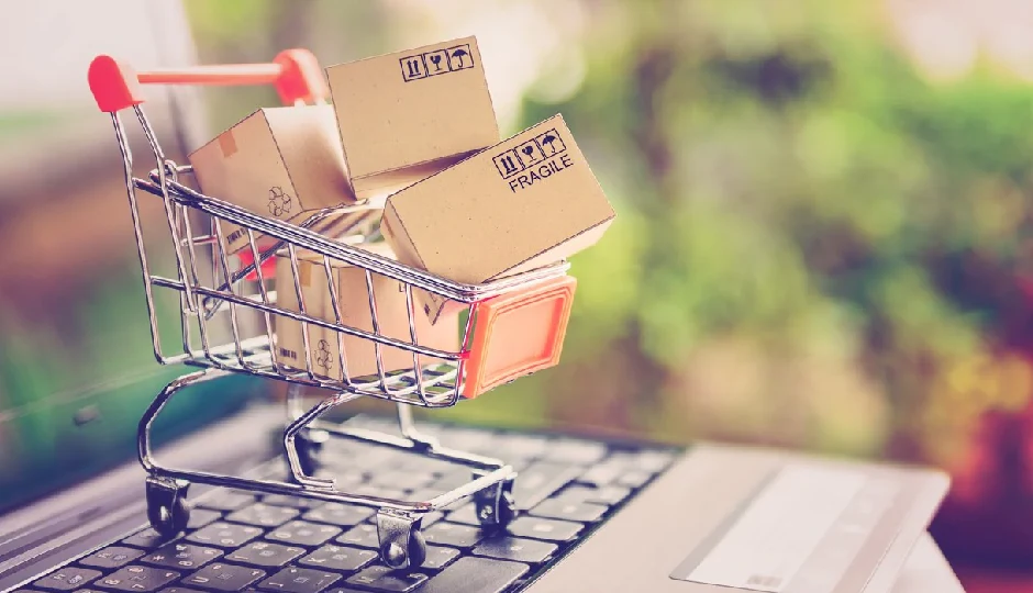 ऑनलाइन शॉपिंग करते समय रखें इन बातों का ध्यान, फ्रॉड का डर खत्म