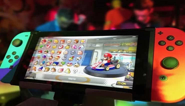 शख्स ने अमेजन से मंगाया वीडियो गेम, डिलीवर हुआ कुछ ऐसा की शर्म से ग्राहक हुआ पानी-पानी weird news,weird incident,amazon delivers condom,condom instead of a video game