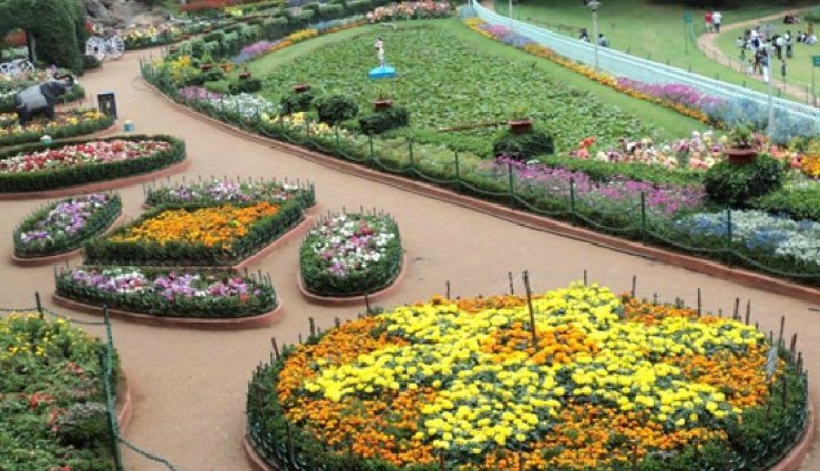 botanical gardens india,famous botanical gardens,lal bagh bangalore,ooty botanical garden,national botanical research institute,mughal gardens delhi,semmozhi poonga chennai,acharya jagadish chandra bose garden,agri-horticultural society kolkata,empress botanical garden pune,jawaharlal nehru tropical garden,raja’s seat garden madikeri,indian botanic gardens,gardens to visit india,indias botanical wonders