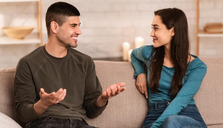 relationship space,when she needs space,responding to space request,how to handle space in a relationship,relationship communication,personal growth in relationships,relationship empathy,healthy space in relationships,handling relationship doubts,emotional support in relationships,giving space in a relationship