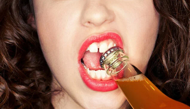 आपकी ये आदतें बनती हैं दांतों की परेशानियों का कारण, इनमें सुधार करना बहुत जरूरी tooth-damaging behaviors,oral health-harming practices,teeth-harming routines,habits that harm dental hygiene,harmful oral care practices,dental health detrimental habits,teeth-damaging lifestyle choices,oral habits impacting teeth negatively,detrimental dental behaviors,harmful routines for teeth