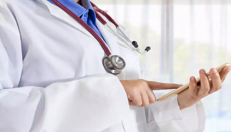 जयपुर : अस्पताल देगा बीस लाख रुपए का हर्जाना, मोतियाबिंद के ऑपरेशन में हुई थी लापरवाही