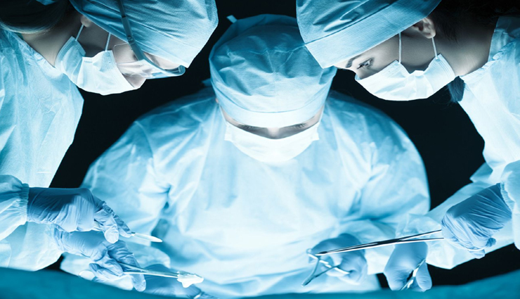 कोमा से उठने के बाद लड़की बोलने लगी ऐसी भाषा जो उसने कभी पढ़ी ही नहीं, जानें पूरा माजरा 