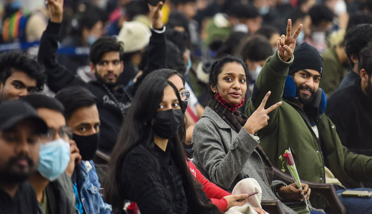 'ऑपरेशन गंगा': 2 दिनों में 7,400 भारतीयों की होगी वतन वापसी, 10 मार्च तक सभी को निकालने की योजना