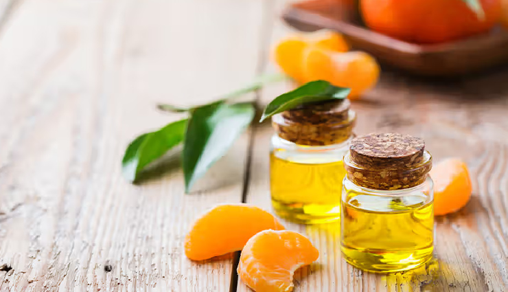 essential oils for skin,choose essential oils,lavender essential oil,orange essential oil,tea tree oil benefits,geranium oil skincare,rose oil for skin,grapeseed essential oil,neroli essential oil,sandalwood essential oil,patchouli oil,lemon oil for skin