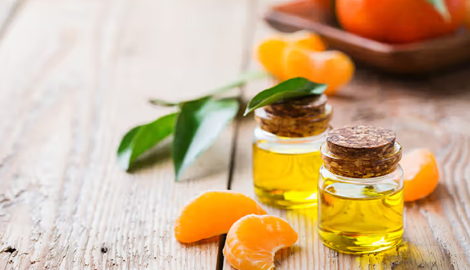 8 Health Benefits of Orange Essential Oil