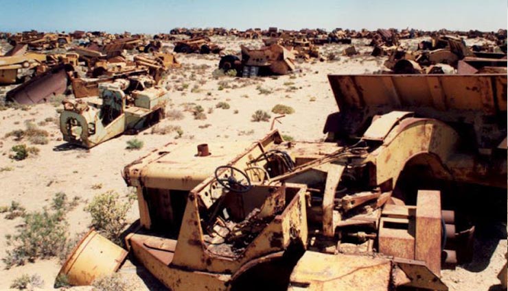 graveyards in the world,vehicle graveyards in the world,most famous graveyards in the world,must visit places in the world,bolivias train graveyard,oranjemund diamond vehicle scrapyard,nouadhibou ship graveyard,soviet submarines on the kola peninsula,barry scrapyard
