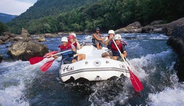 orchha,things to do in orchha,places to visit in orchha,madhya pradesh,orchha wildlife sanctuary exhibit,roof-view of chaturbhuj temple,river rafting in betwa river,adorable phool bagh,the fort of orchha & lighting show