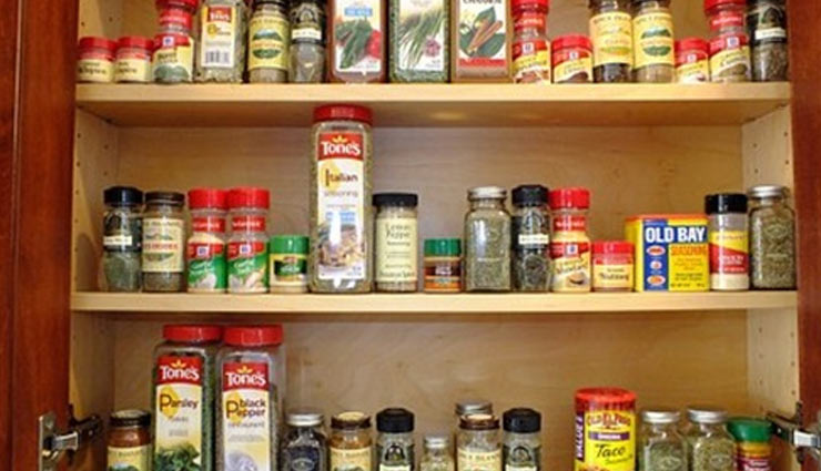 5 Tips To Keep Your Kitchen Cabinet Organized