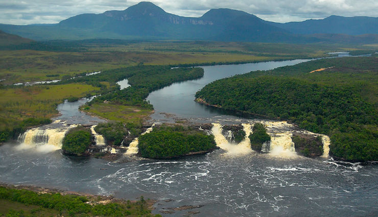deepest rivers in the world,top 10 world deepest rivers,subterranean river depths,secrets of deep river canyons,exploring riverbed mysteries,abyssal depths of earth rivers,hidden world beneath river surfaces,geological wonders of deep rivers,biodiversity in deep river channels