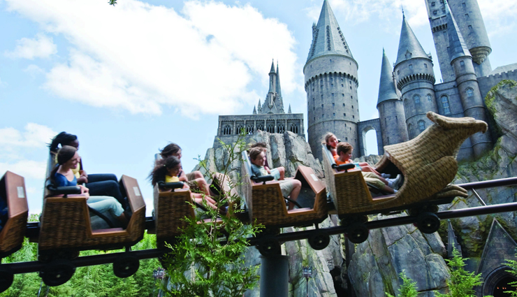 orlando,florida,tourist attraction in orlando,discovery cove,magic kingdom at the walt disney world,universals islands of adventure,legoland florida,sea world orlando,voodoo doughnut,orlando,florida