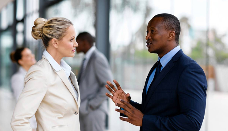 ways to get out of a conversation,conversation tip,manners tips,ethics tips