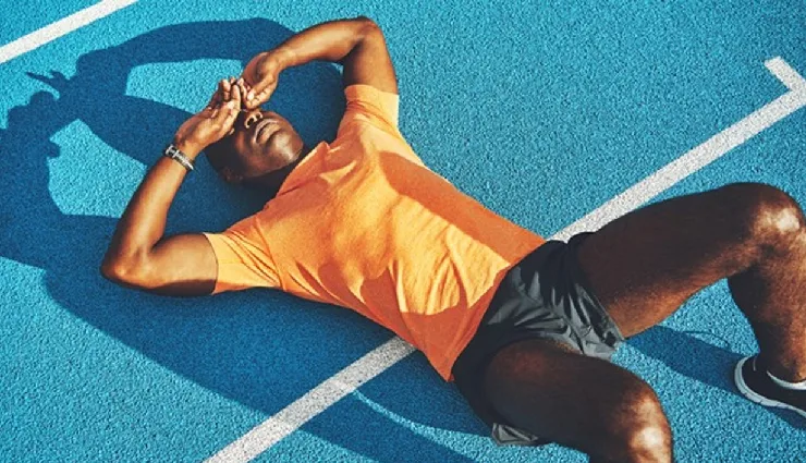 night sweats causes,why do i sweat at night,excessive night sweating,night sweat symptoms,menopause night sweats,health issues night sweats,manage night sweats,sleep sweating solutions,night sweat treatment,hormonal changes and night sweats