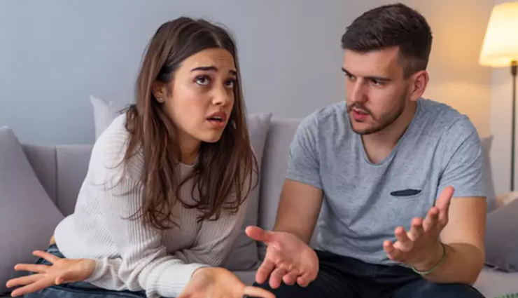 overthinking in relationships,signs of overthinking a relationship,how to stop overthinking,relationship anxiety signs,overanalyzing texts in relationship,signs youre overthinking your partners actions,insecurity in relationships,overthinking relationship issues,how to deal with relationship overthinking,relationship advice for overthinkers,social media and overthinking