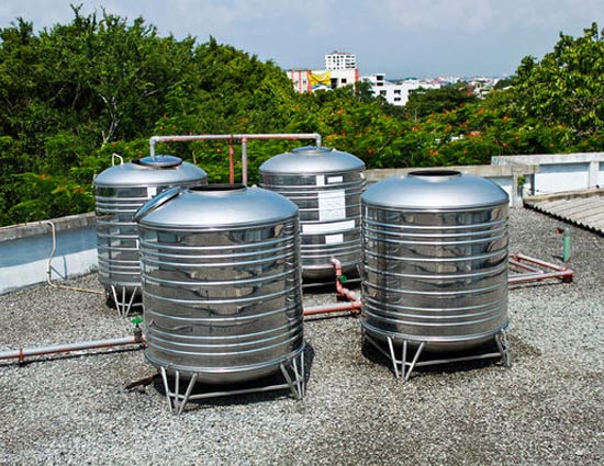 छत पर रखी पानी की टंकी से जुड़े कुछ उपयोगी Vastu Tips