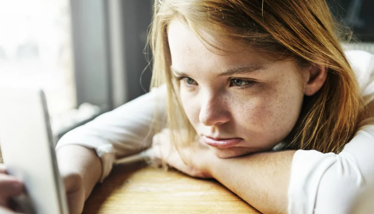 widower abandonment issues,dating a widower challenges,coping with widower neediness,widower overreacting signs,dealing with widower anger,widower idealization of deceased partner,challenges with widower in-laws,understanding widower relationship anxiety,overcoming obstacles in dating a widower,supporting a widower partner