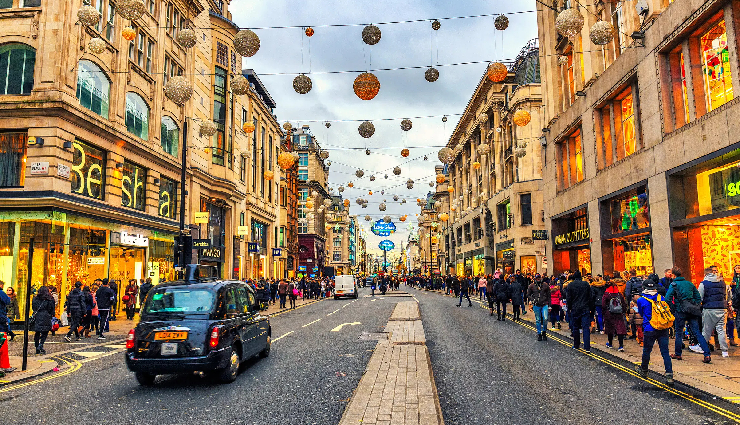 london shopping destinations,best shopping places in london,shopping districts in london,london retail hubs,london luxury shopping,london boutique shopping,shopping streets in london,london fashion boutiques,london marketplaces,london souvenir shops,unique shopping experiences in london,london hidden gems for shopping,london designer boutiques,london vintage shopping,london specialty stores