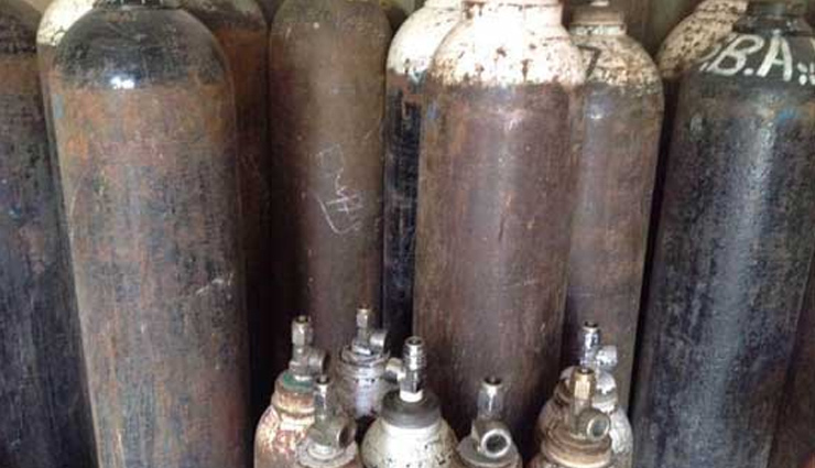 दिल्ली हाईकोर्ट में रो पड़े बार काउंसिल के चेयरमैन, बोले- वकीलों को ऑक्सीजन नहीं मिली तो वे मर जाएंगे