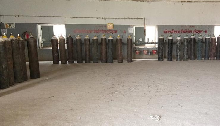 झुंझुनूं : ऑक्सीजन प्लांट का वॉल्व बंद होने से ठप हुआ उत्पादन, जयपुर से जा रहे 110 सिलेंडर
