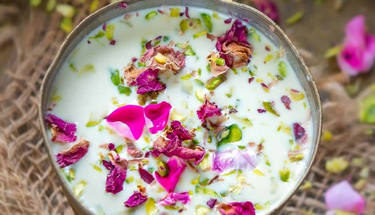 गर्मी होगी दूर इम्युनिटी होगी मजबूत, घर पर बनाकर पिए स्वादिष्ट पान ठंडाई #Recipe