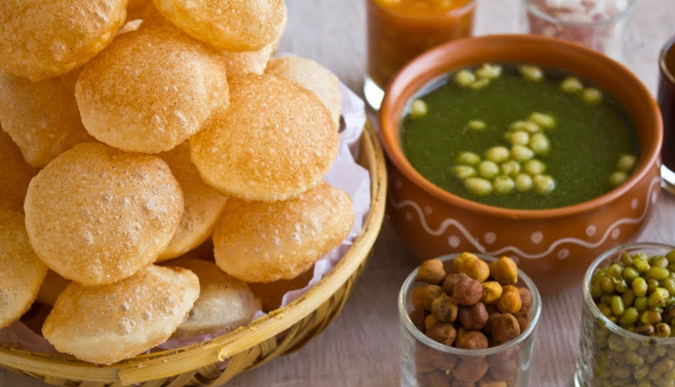 Recipe: घर पर ले पानी पूरी का मजा, इस तरह बनाए आटे के गोलगप्पे