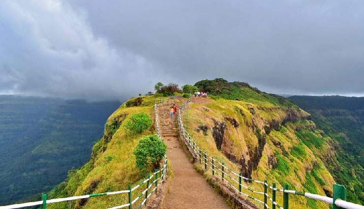 tourist places near nagpur,best places to visit near nagpur,kanha national park near nagpur,bhimbetka caves near nagpur,hill stations near nagpur,wildlife sanctuaries near nagpur,lonar lake near nagpur,historical places near nagpur,trekking near nagpur,pilgrimage sites near nagpur,weekend getaways from nagpur,national parks near nagpur,nagpur tourist spots,best destinations near nagpur,nagpur travel guide