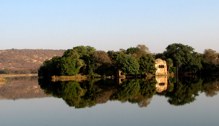 ranthambore,beautiful places to visit in ranthambore,rajasthan,rajasthan tourism,tourist places in rajasthan,holidays,travel guide,travel tips