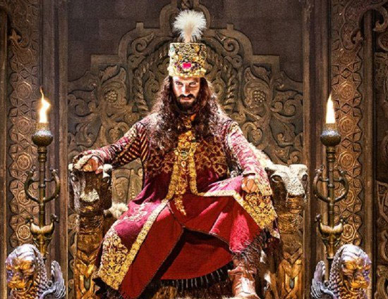 रिलीज़ से पहले लीक #LEAK हुआ फिल्म 'पद्मावत' का सीन, आप भी देखे