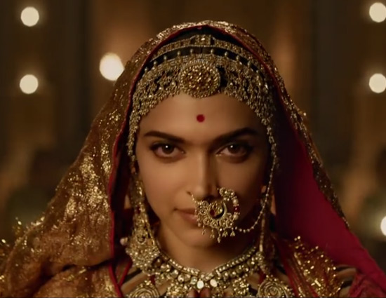 ‘पद्मावत’ को मिली बड़ी ओपनिंग, प्रथम दिन में कमाए इतने करोड़ रुपए!