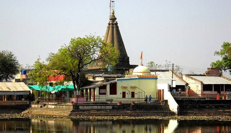 lord ganesh temple in maharashtra,lord ganesh temple,ganesh chaturthi,maharashtra temple,ganesh chaturthi 2018