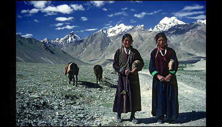 sights of jammu and kashmir,jammu and kashmir,travel,tourism,holidays,major attractions of jammu and kashmir,tourist place in jammu and kashmir