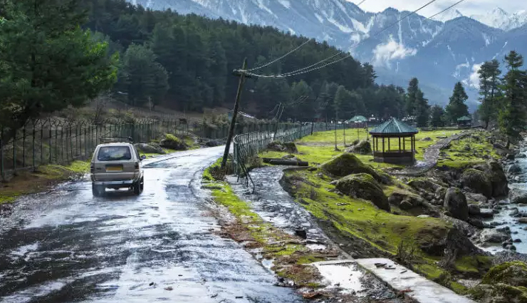 honeymoon destinations in october,best honeymoon places in october,romantic getaways in october,october honeymoon destinations,top honeymoon spots for october,honeymoon in india in october,october travel for couples,honeymoon ideas october,honeymoon trip in october,romantic places to visit in october